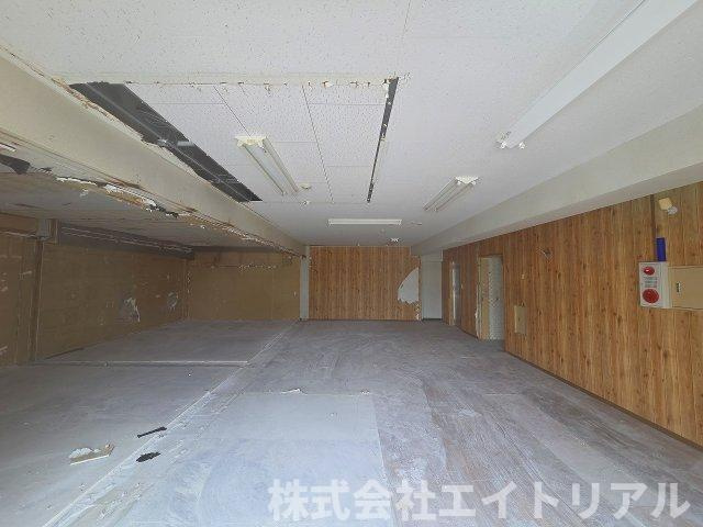 第三丸杉ビルの内装