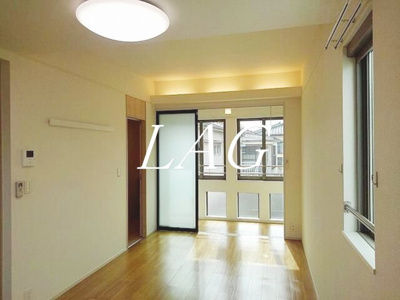 【居間・リビング】 | カーサ　ズッカ | 洋室のお部屋です。