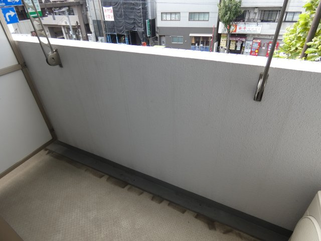 【バルコニー】