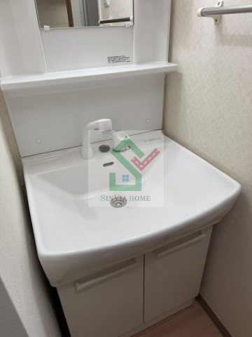 ソーレフェラーラの独立洗面台
