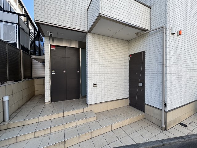【エントランス】 | プライムレジデンスアルファ | 落ち着いたエントランスです