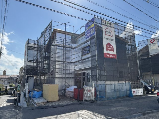 栗原町　新築長期優良住宅の前面道路含む現地写真