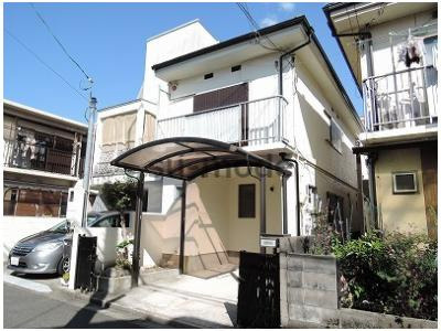 レリーサヴィラ安満中の町の外観