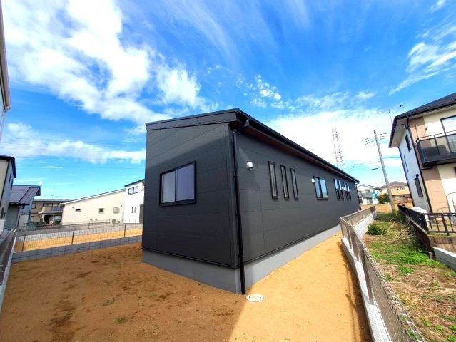 深谷市稲荷町北　新築住宅　平屋建て3号棟の外観