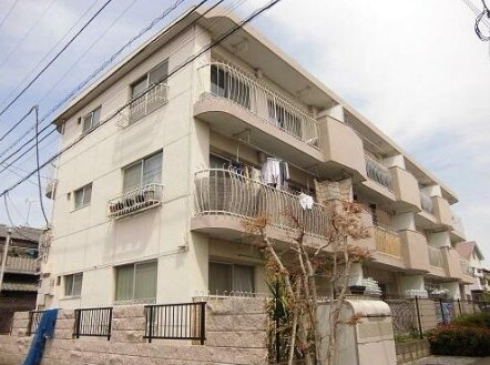 第1富士美マンションの外観