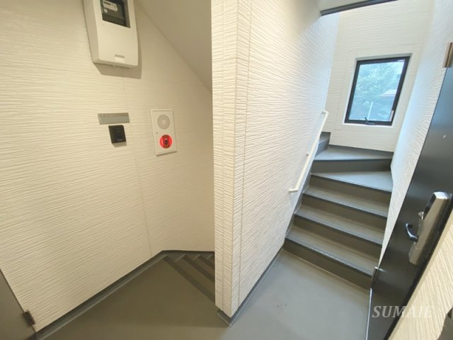 MELDIA大宮Ⅲのその他共用部分|共用階段です☆