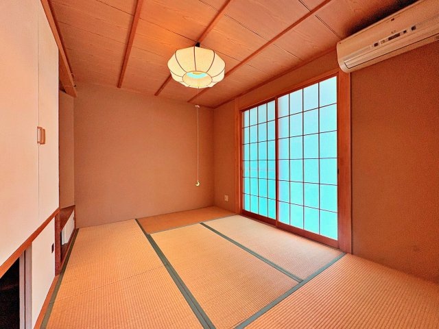 《若葉駅徒歩10分》鶴ヶ島市富士見2丁目　中古戸建の和室|和室6帖