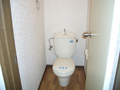 メゾン亜希のトイレ
