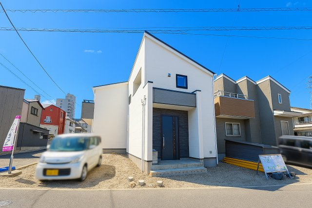 呉市広多賀谷一丁目 新築戸建No.1