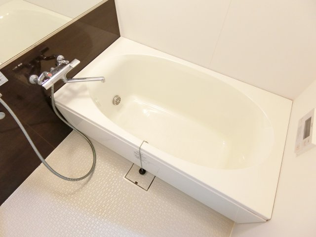 リバーフィールド茨木の浴室