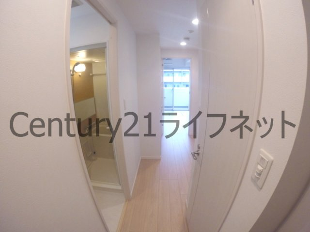 【玄関】 | スプランディッド新大阪DUE