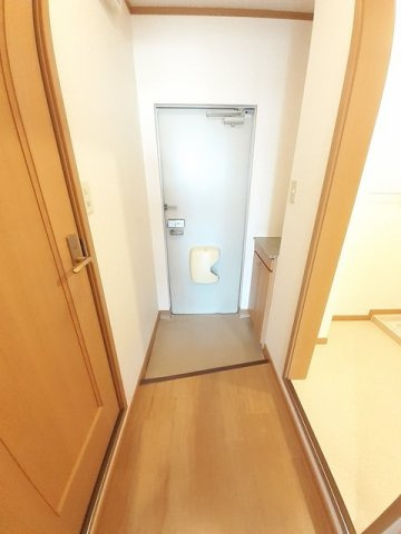 エテルノ・ネイブルの玄関|シンプルで使いやすい玄関です