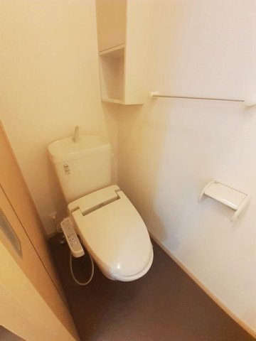 クレッシェのトイレ|コンパクトで使いやすいトイレです