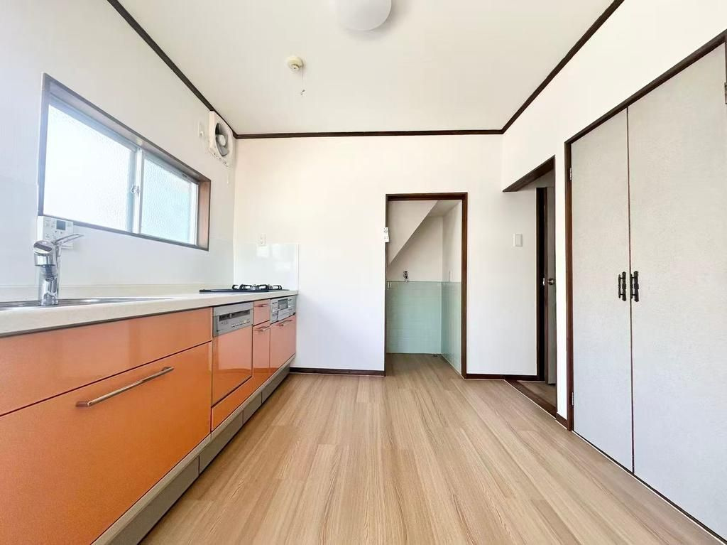 マンション　神戸市兵庫区馬場町の居間・リビング
