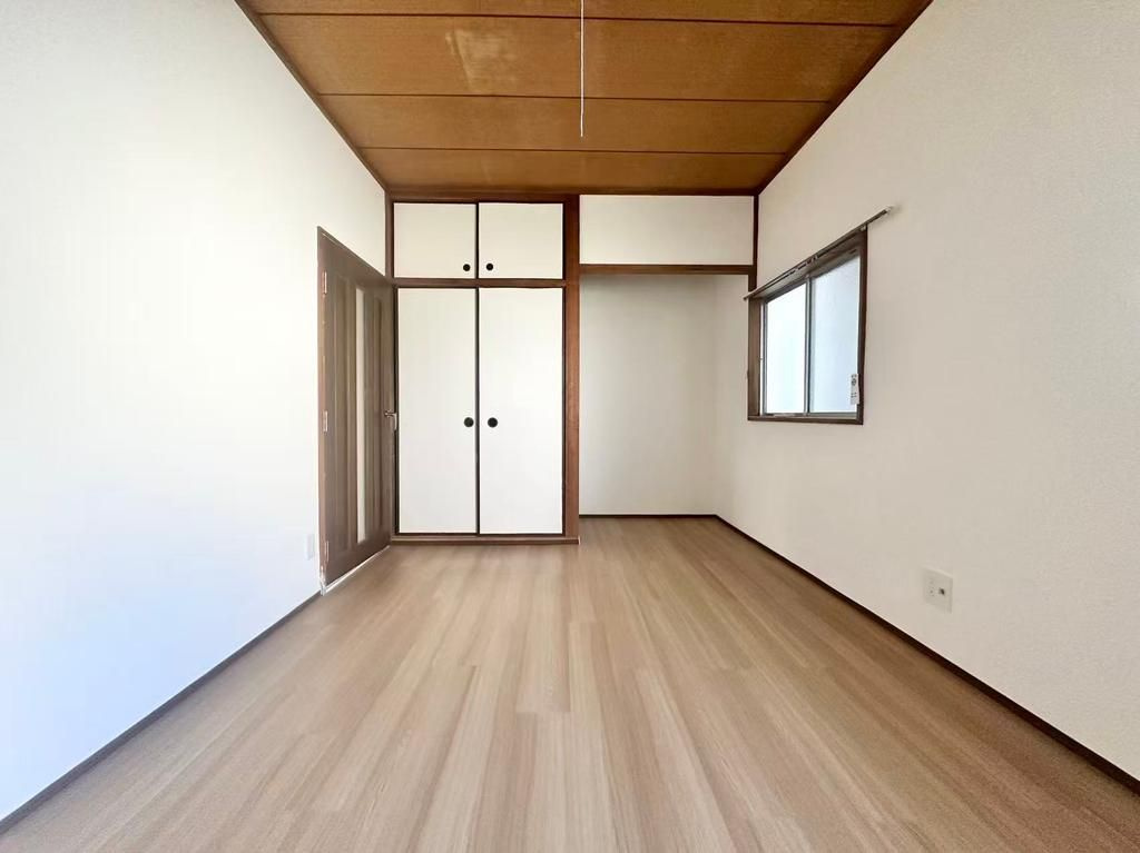 マンション　神戸市兵庫区馬場町の洋室