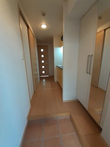 ル　シーズの玄関|明るい玄関です