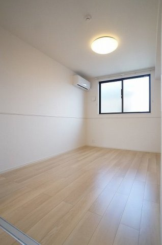 オリーブの内装|おしゃれな内装です