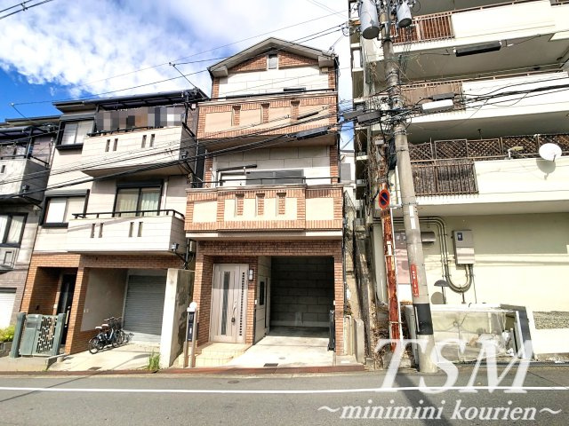 東中振１丁目戸建賃貸