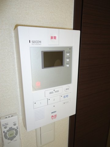 レオネクストメゾンドＳＴのその他|セコムセキュリティもあり安心です・防犯カメラ設置（屋外）