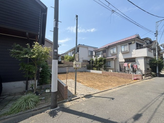 戸建 練馬区大泉学園町８丁目の前面道路含む現地写真