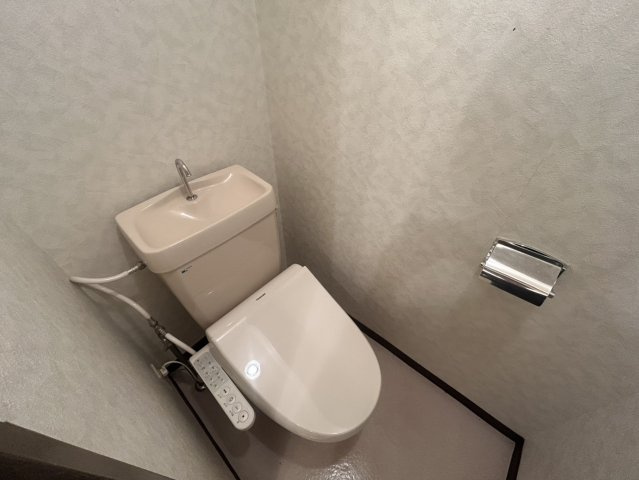 NK塩釜口のトイレ|コンパクトで使いやすいトイレです