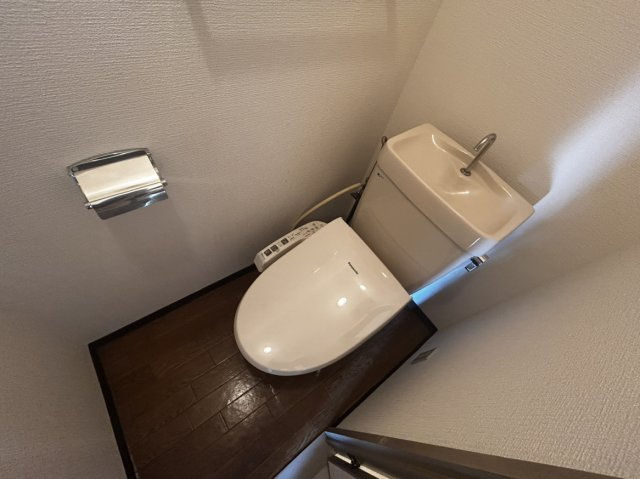 名古屋市天白区元八事４丁目の賃貸マンションのトイレ|落ち着いたトイレです