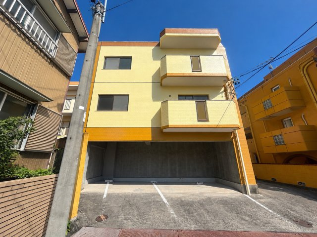 名古屋市天白区元八事４丁目の賃貸マンションの駐車場|駐車場に車を止められます