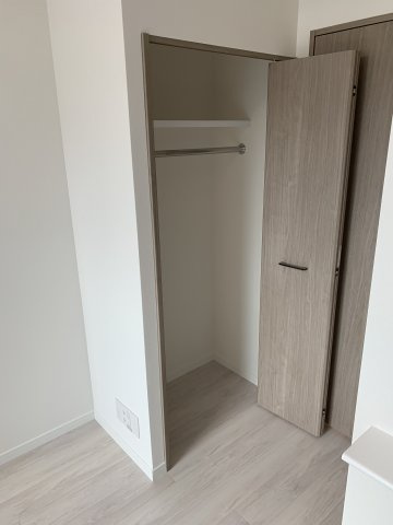 クレヴィスタ代田橋の収納|大きなものも収納できそうです