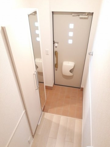 プルメリアⅡの玄関