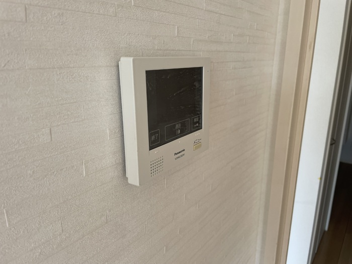 D-room桜町 A棟のセキュリティ|☆ご来客を確認できるTVモニターホン♪