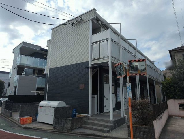 レオパレススレユニールの外観|外観は落ち着いています