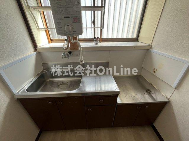 下小阪5丁目2階建貸家のキッチン