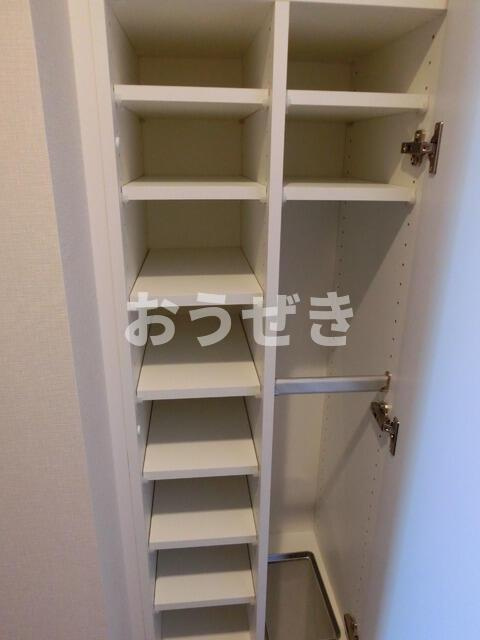ザ・パークハビオ蔵前の収納|Eタイプ　2015年5月撮影