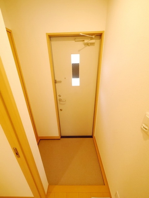 メゾンランジュの玄関