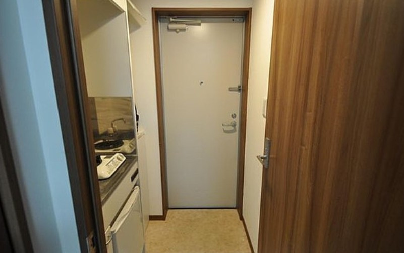 町屋ＢＡＳＥの玄関