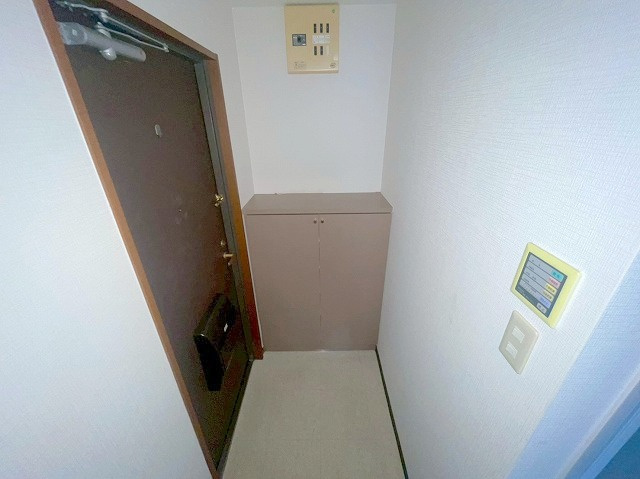 アトール西中島の玄関