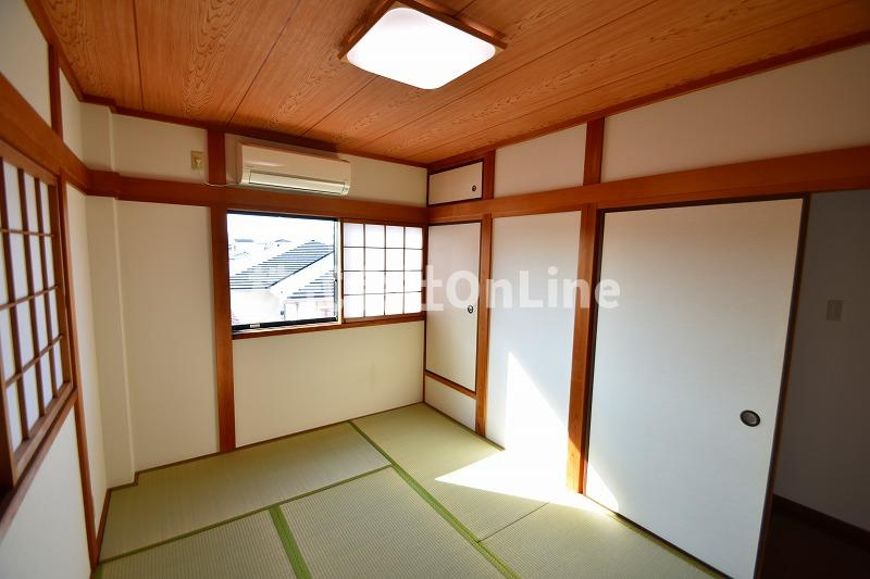 寺前町2丁目貸家の寝室