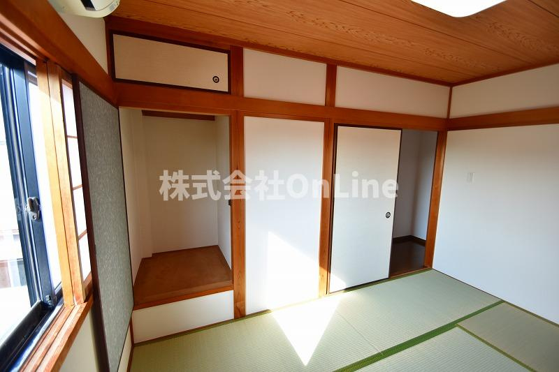 寺前町2丁目貸家の収納