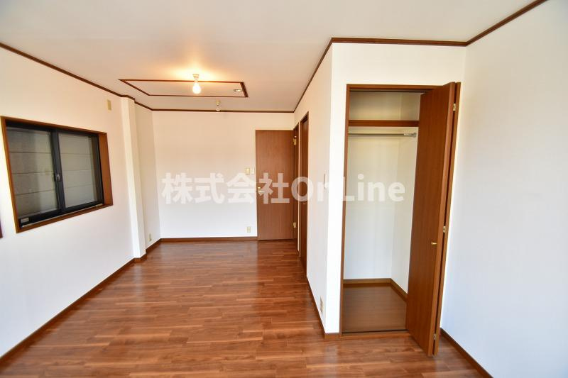 寺前町2丁目貸家の子供部屋