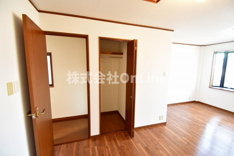寺前町2丁目貸家の収納