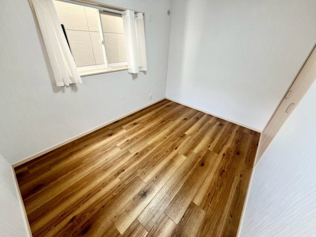 住道矢田３丁目　中古一戸建の洋室