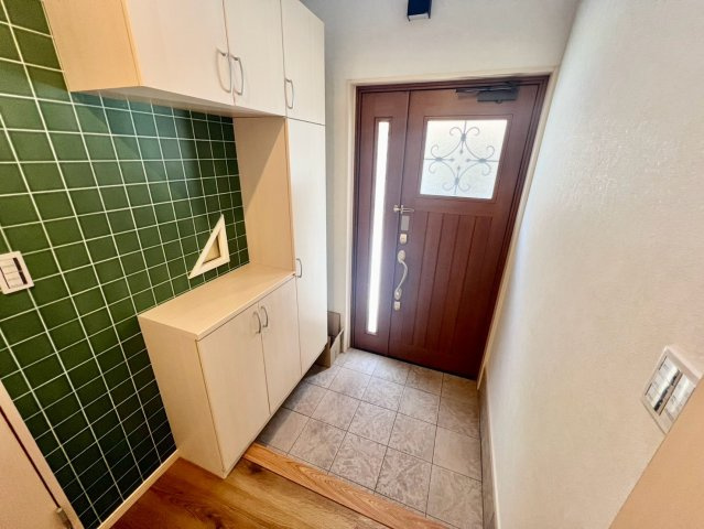 住道矢田３丁目　中古一戸建の玄関