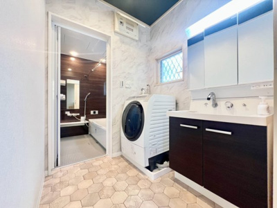 【洗面所】 | 住道矢田３丁目　中古一戸建