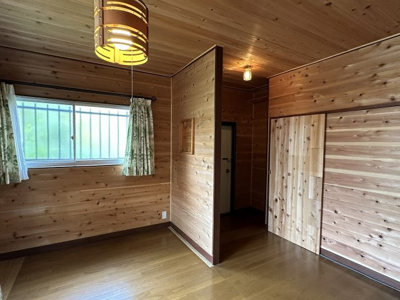 【洋室】 | 塩嶺高原別荘 中古住宅A-31