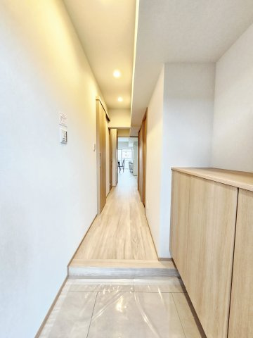 伊丹東宝ハイツの玄関