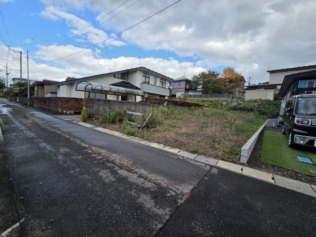 秋田市添川字堺内　売地