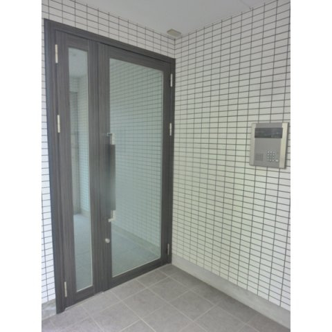 センタービレッジ千駄木のエントランス