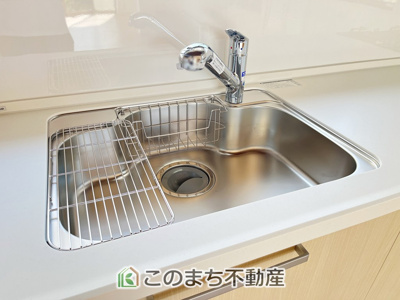 【キッチン】 | KEM小山市城北1期 | 毎日使うキッチン周りが綺麗で清潔に保たれていると、お料理を作るのも楽しくなりますよね♪
