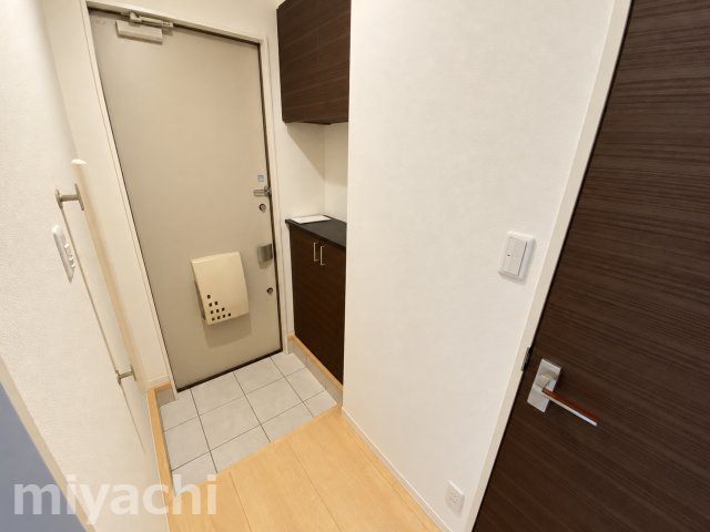 シャーメゾン南島田の玄関