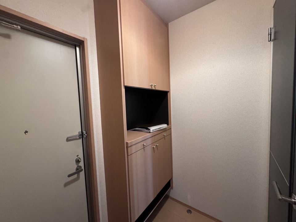 ボナールＫ壱番館の玄関|収納もある玄関です